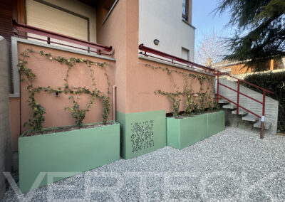 Nel condominio, un piccolo gioiello di giardino